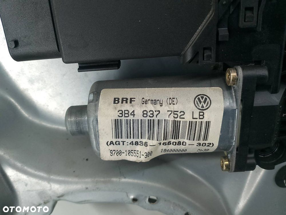 PODNOŚNIK SZYBY PRAWY PRZÓD  VW PASSAT B5 FL 3B4837752LB  3B4837756D BROSE - 8