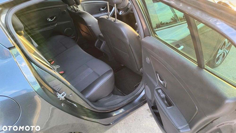 Renault Megane 1.5 dCi Bose Edition - 9