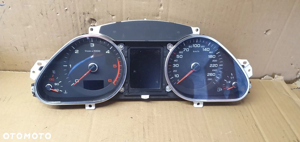 Licznik zegary Audi A6 C6 Lift 4F0920933Q - 1