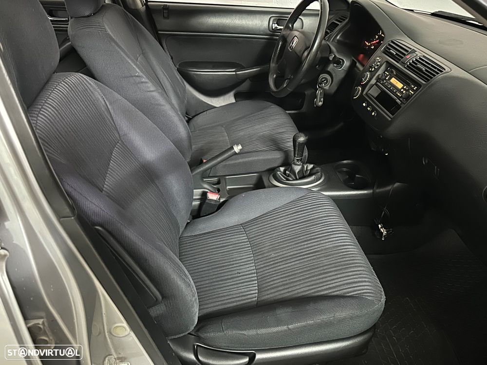Honda Civic 1.6 LS - 10