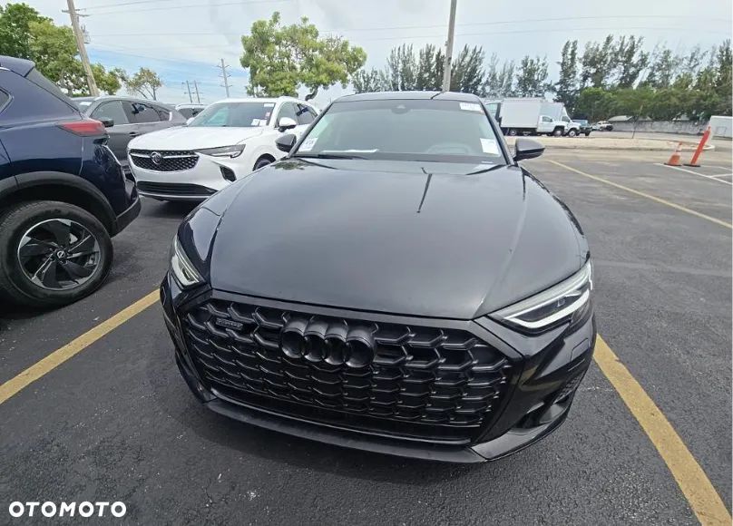 Audi A8 L 55 TFSI quattro tiptronic - 2