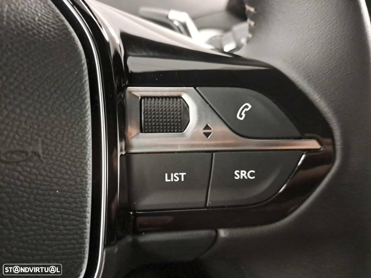 Peugeot 5008 1.5 BlueHDi Allure Pack EAT8 - 16
