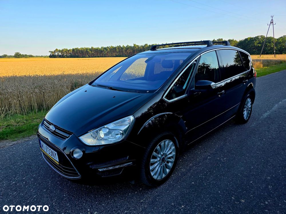 Ford S-Max - 11