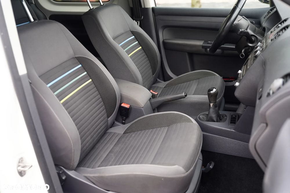 Volkswagen Caddy Comfortline - 9