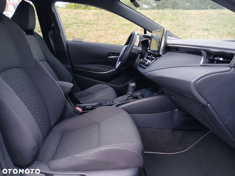 Toyota Corolla 1.8 Hybrid Comfort - 10