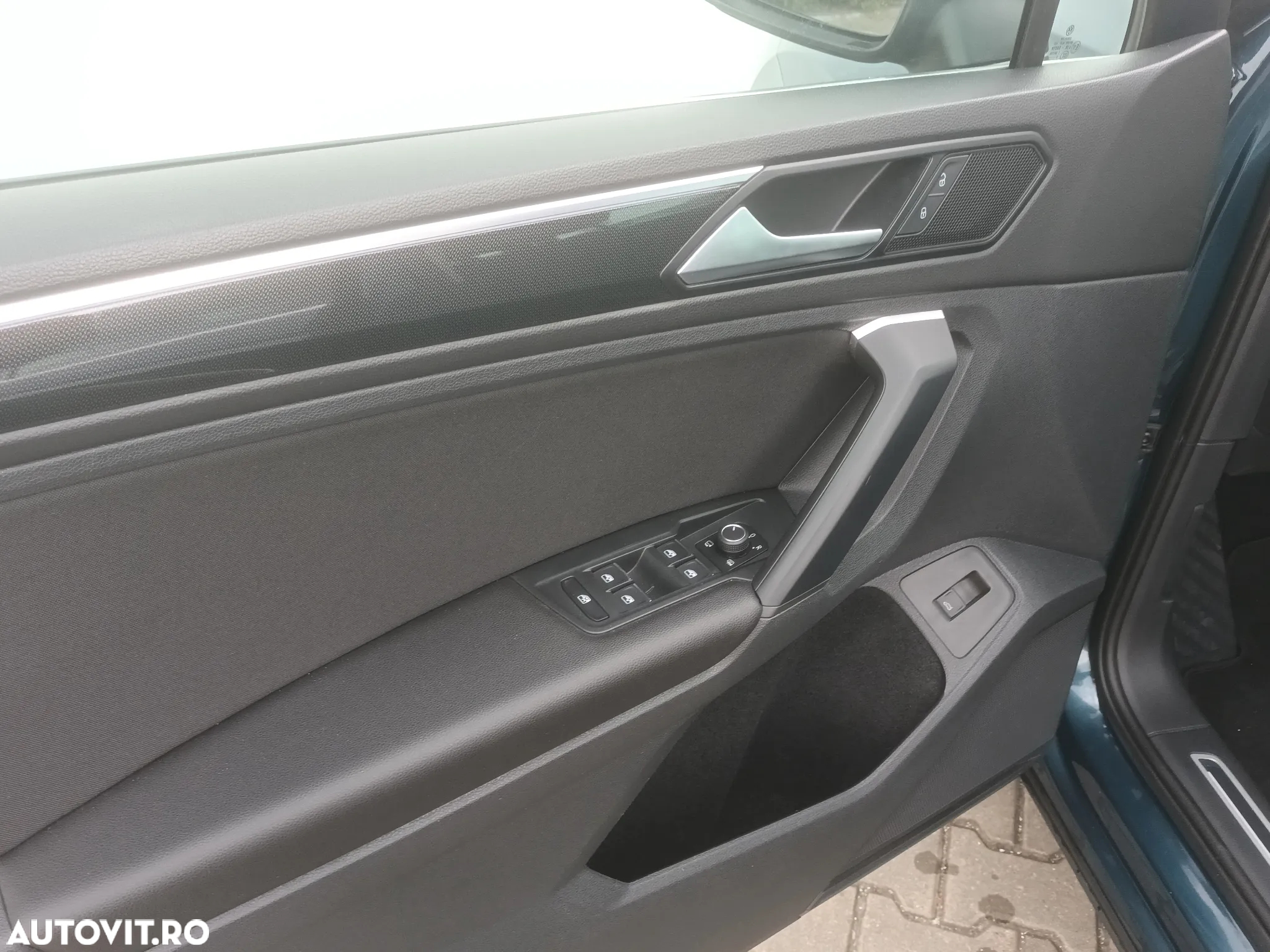 Volkswagen Tiguan 2.0 TDI DSG Elegance - 5