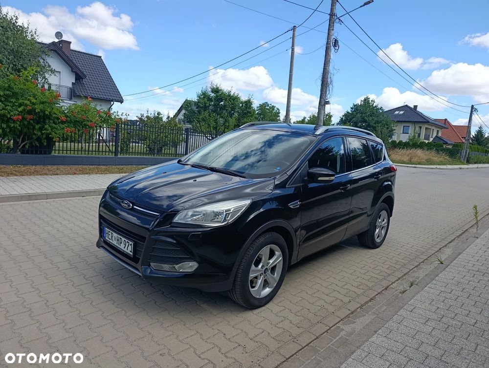 Ford Kuga 2.0 TDCi 2x4 Titanium - 17