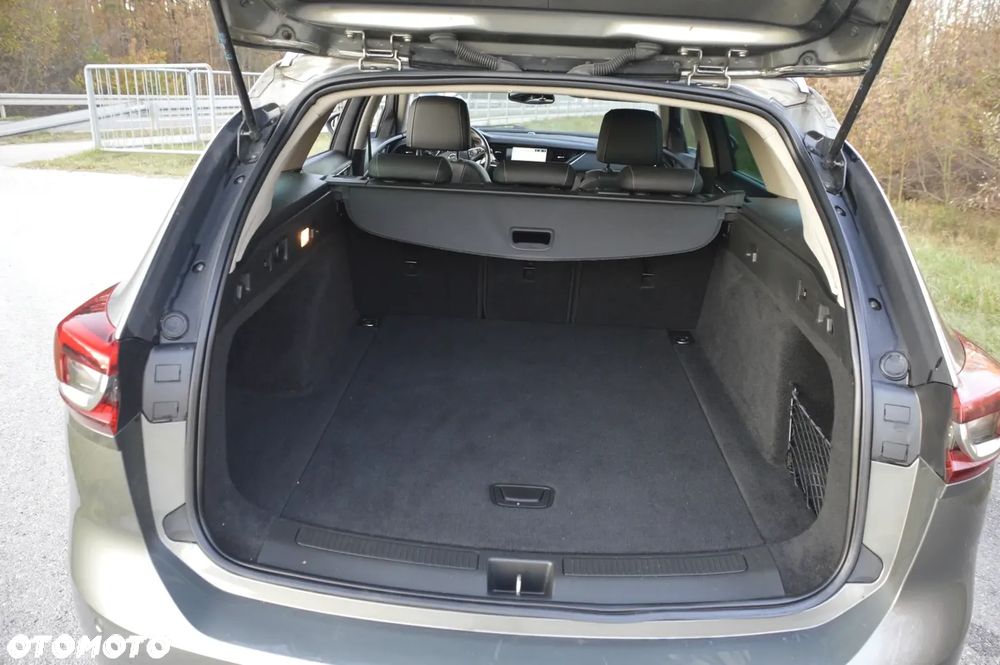 Opel Insignia 1.5 Direct Inj Turbo Exclusive - 8