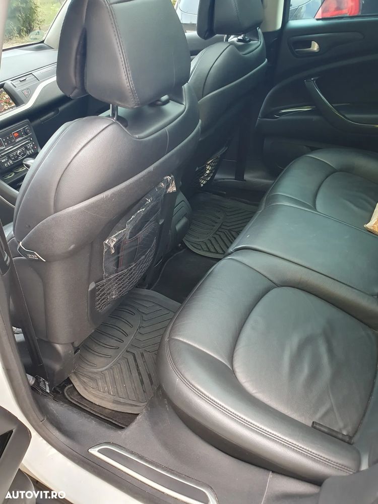 Citroën C5 HDi 200 FAP Aut. Exclusive - 11