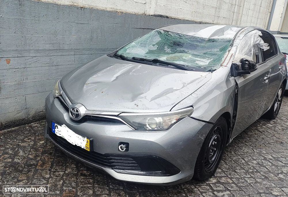 TOYOTA AURIS 1.4 D4D 2016 - 2
