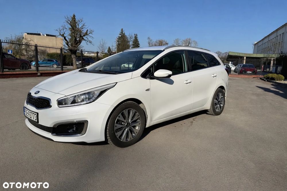 Kia Ceed 1.6 CRDi L Business Line - 8