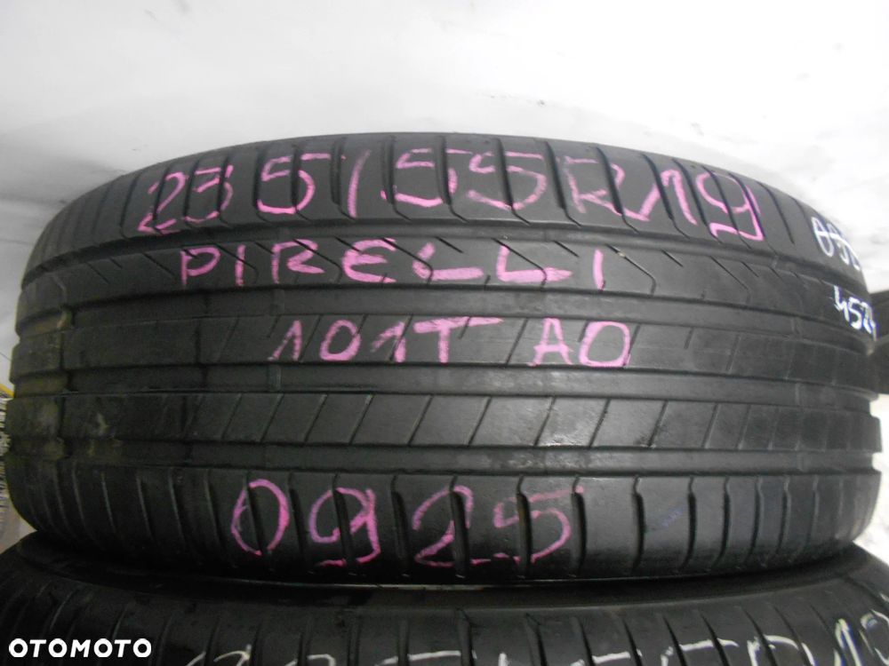 OPONY 235/55R19 PIRELLI SCORPION  AO DOT 0925 / 4524 7MM - 2