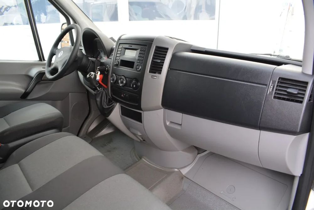 Volkswagen CRAFTER 35 DOKA - 28