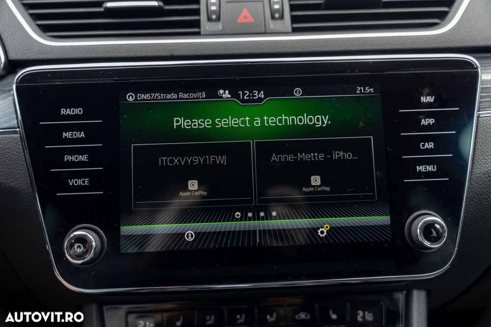 Skoda Superb 2.0 TDI DSG Sportline - 32
