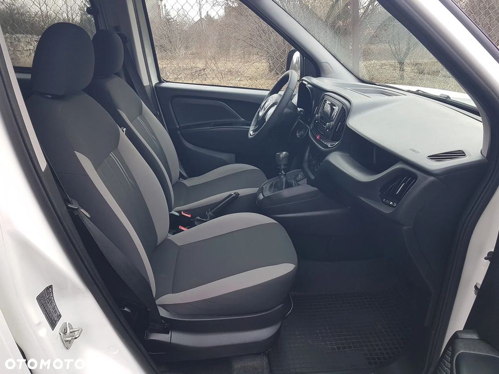 Fiat Doblo 1.6 Multijet 16V Easy - 21