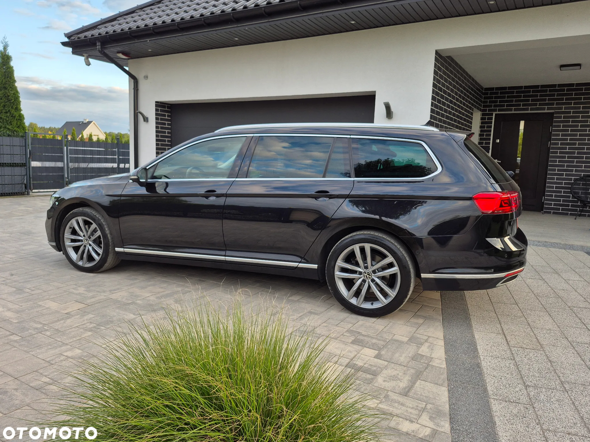 Volkswagen Passat 2.0 TDI 4Mot Elegance DSG - 32