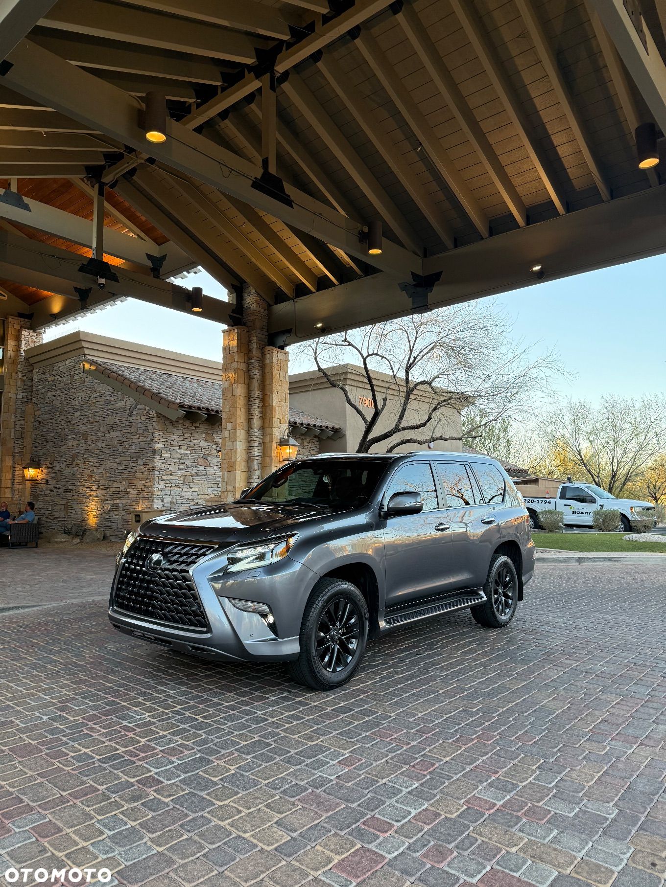 Lexus GX - 1