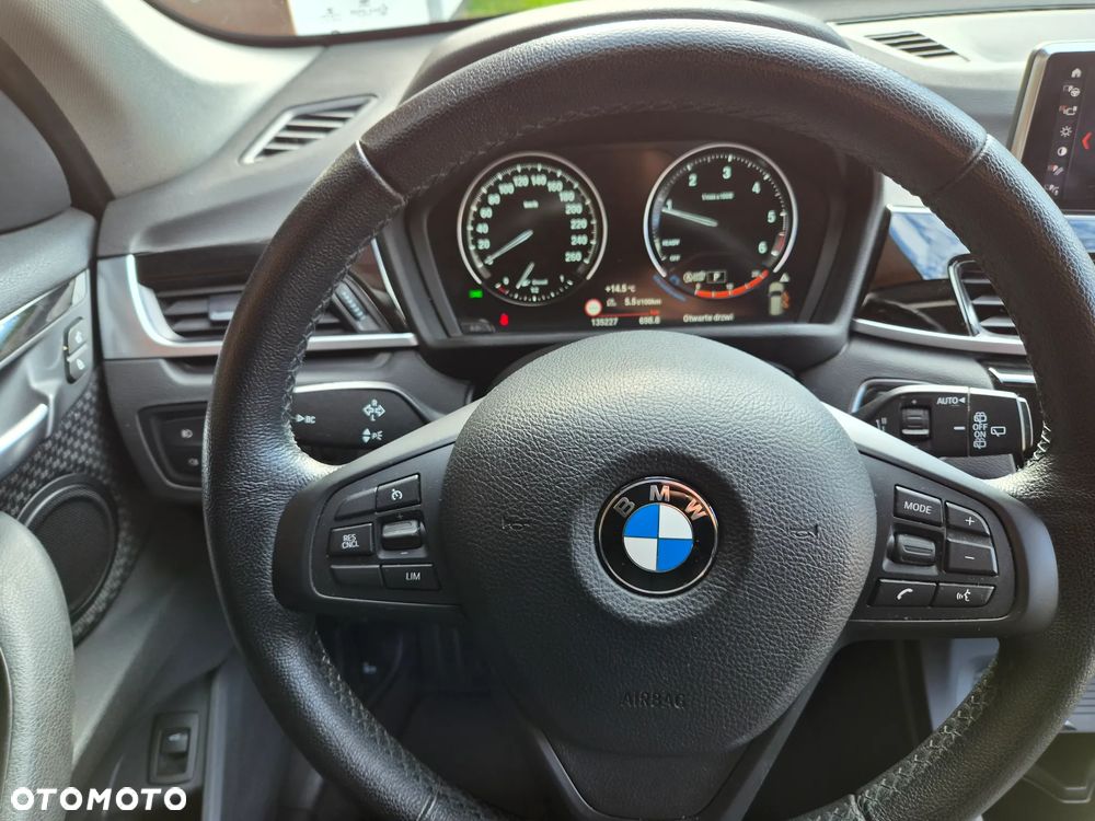 BMW X1 sDrive18d Advantage sport - 25