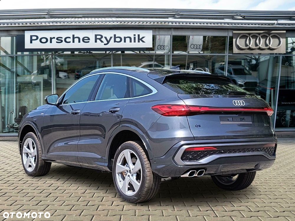 Audi Q5 Sportback - 3