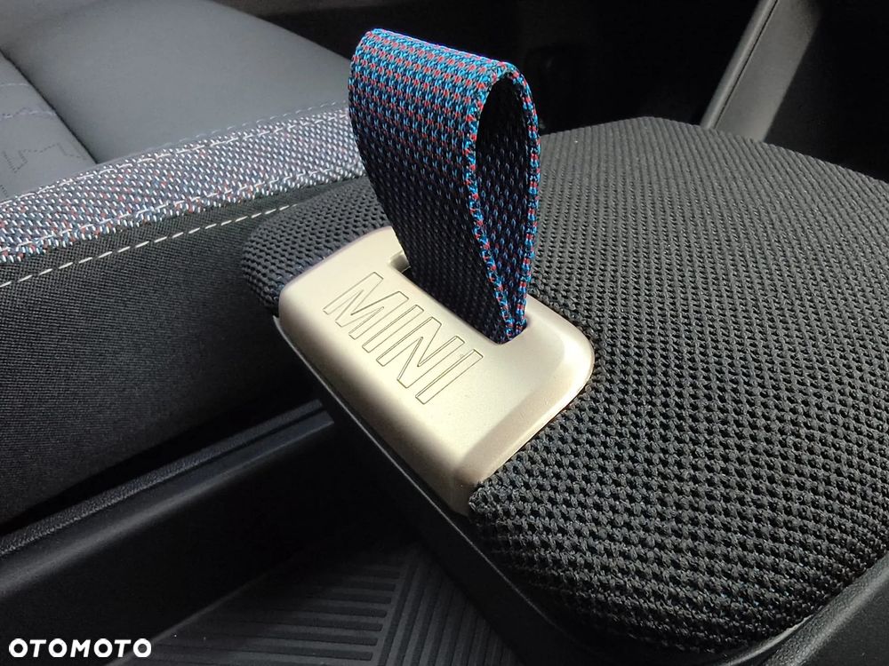 MINI Countryman Cooper ALL4 Classic Trim - 13