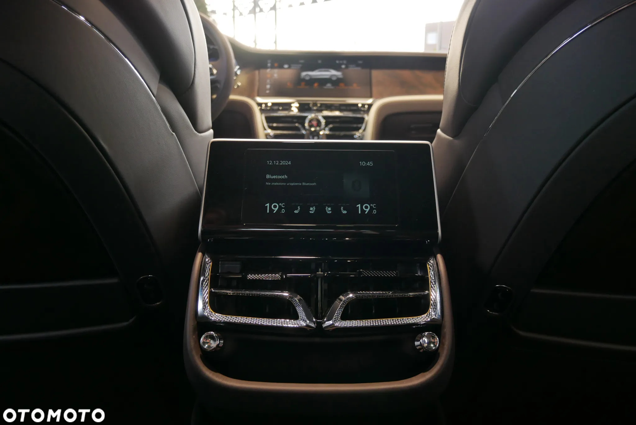 Bentley Flying Spur - 22