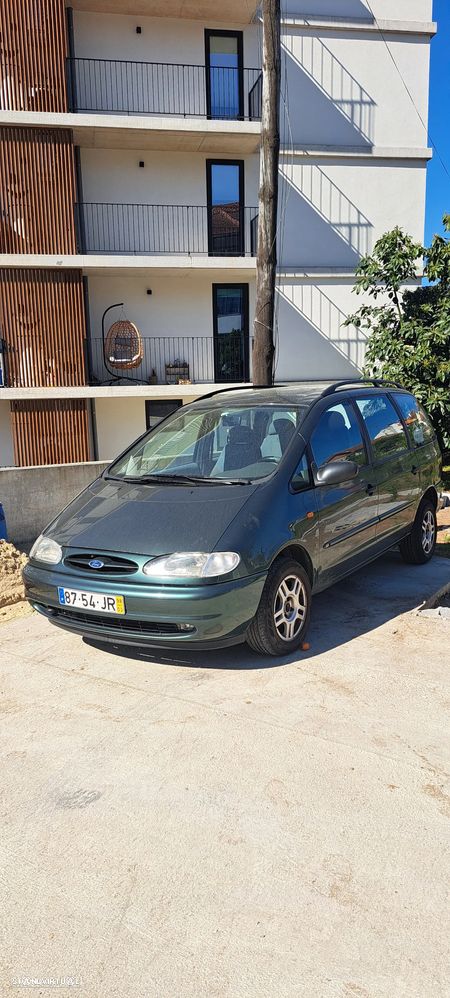 Ford Galaxy - 1