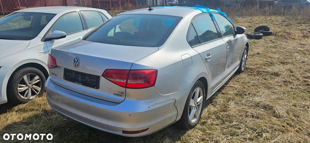 Volkswagen Jetta 1.2 TSI Comfortline CityLine - 1