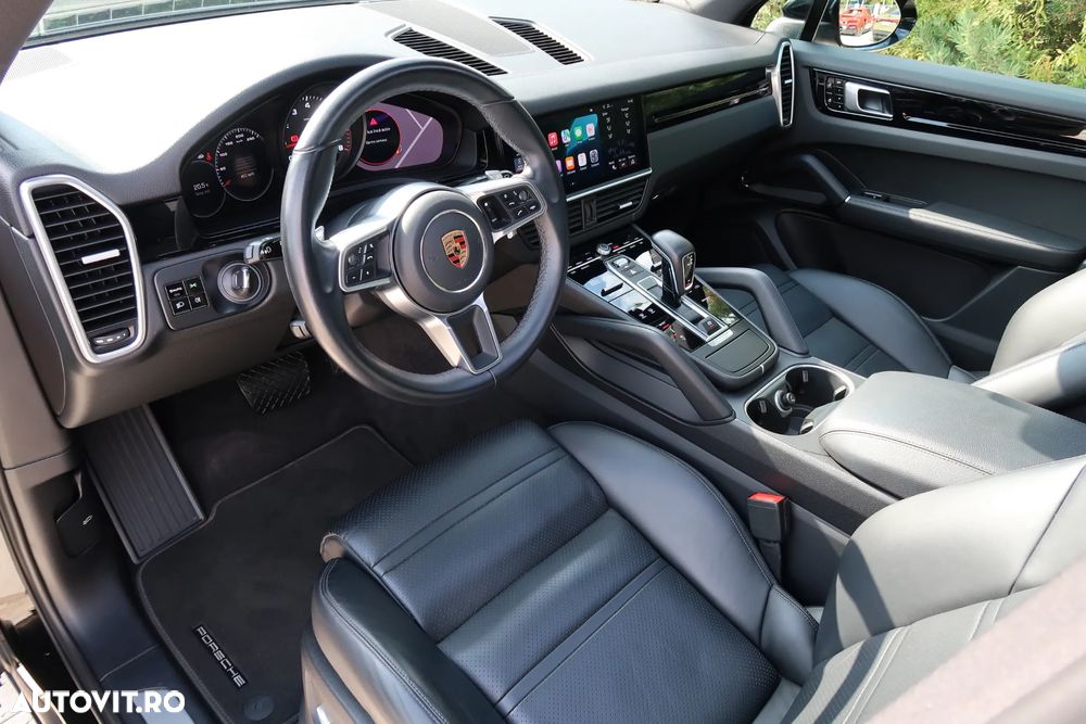 Porsche Cayenne - 9