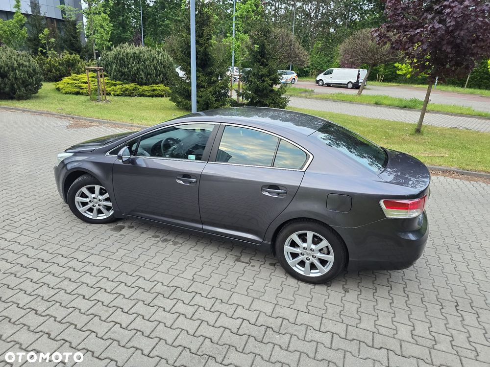 Toyota Avensis 2.0 D-4D Luna - 20