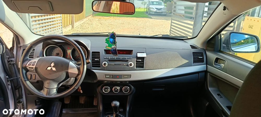 Mitsubishi Lancer 1.5 Inform ASTC - 13