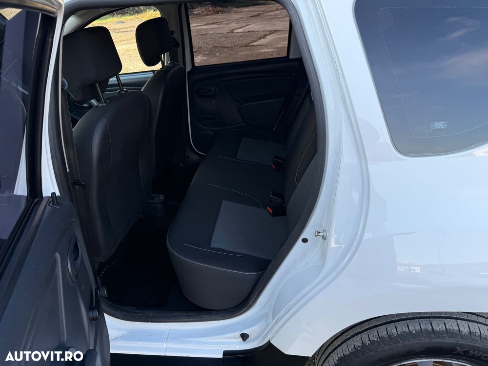 Dacia Duster 1.5 dCi 4x2 Ambiance - 9