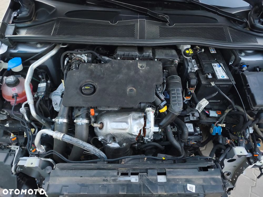 Peugeot 308 1.5 BlueHDi GT S&S EAT8 - 16