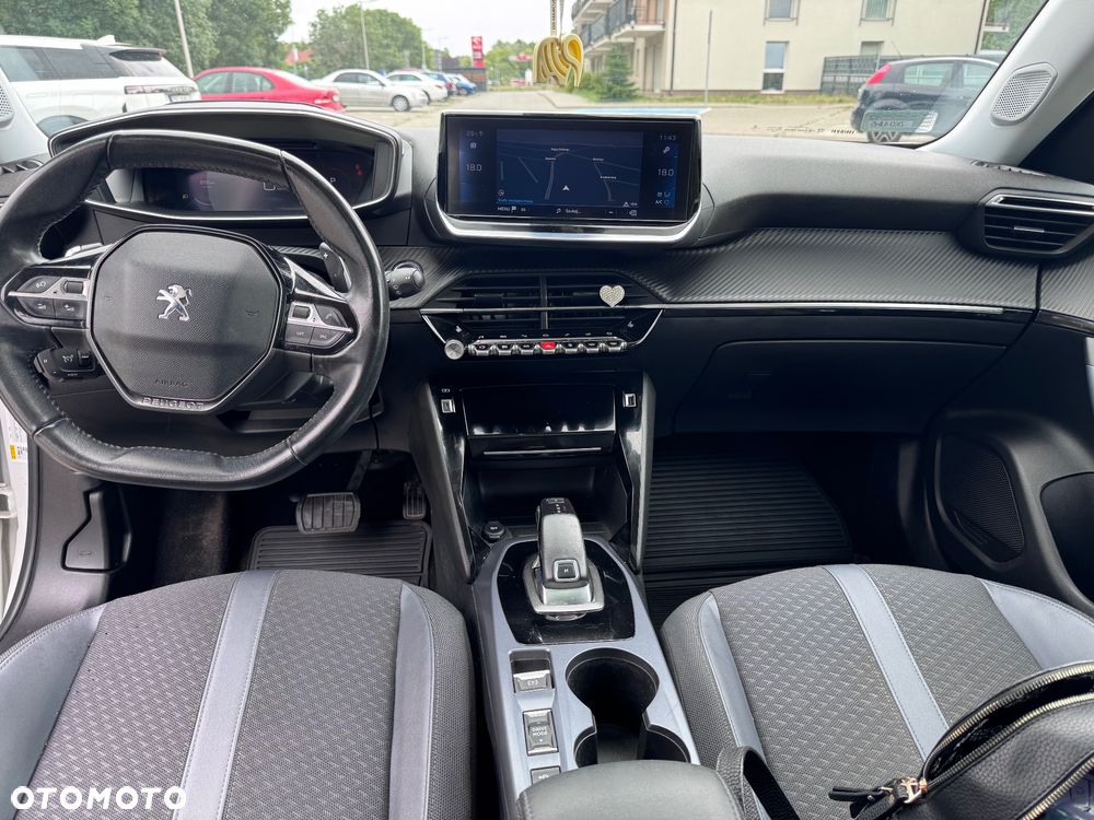 Peugeot 2008 1.2 PureTech Allure Pack S&S EAT8 - 7
