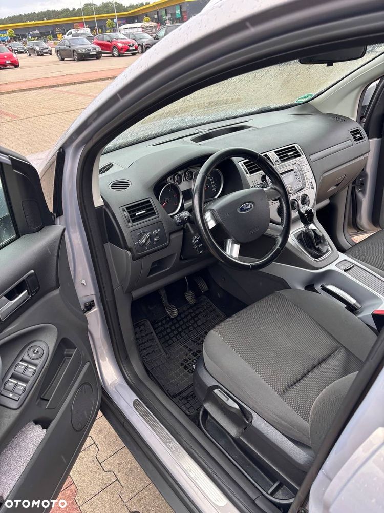 Ford Kuga 2012 photo 5