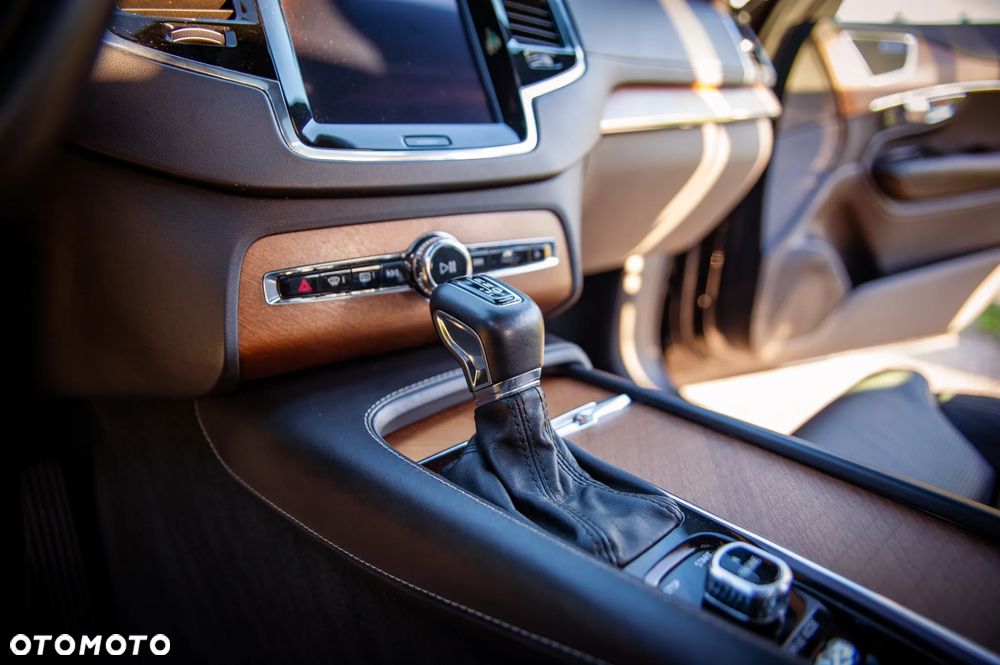Volvo XC 90 T6 AWD Inscription 7os - 19