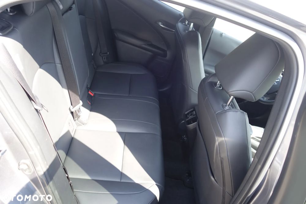 Lexus UX 250h GPF F Impression 2WD - 11