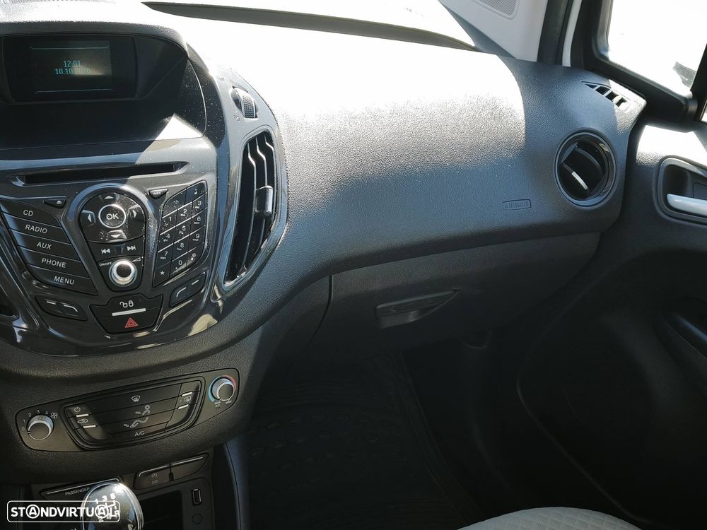 Ford Tourneo Courier 1.0 EcoBoost Titanium - 16
