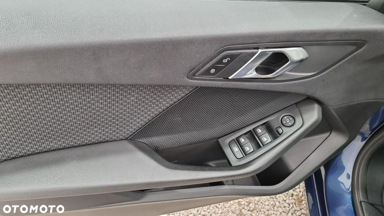 BMW Seria 1 118i Advantage - 19