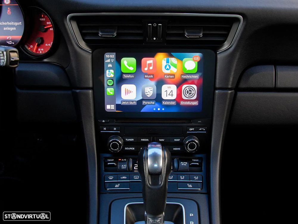 Porsche 911 (991) Carrera GTS PDK - 25