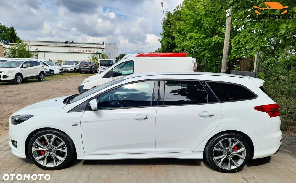 Ford Focus 1.5 EcoBoost STart-Stopp-System ST-LINE - 11