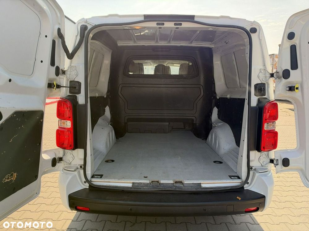 Opel Vivaro - 21