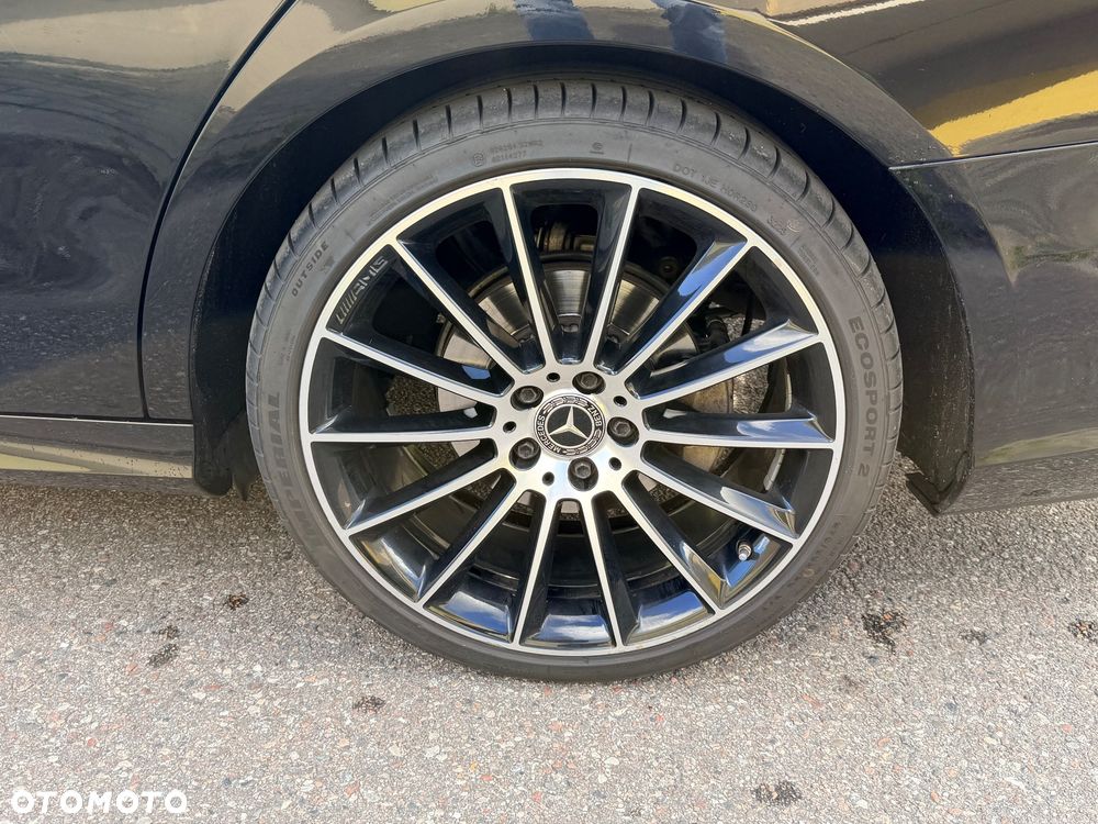 Mercedes-Benz Klasa E 220 d 4-Matic Business Edition 9G-TRONIC - 11