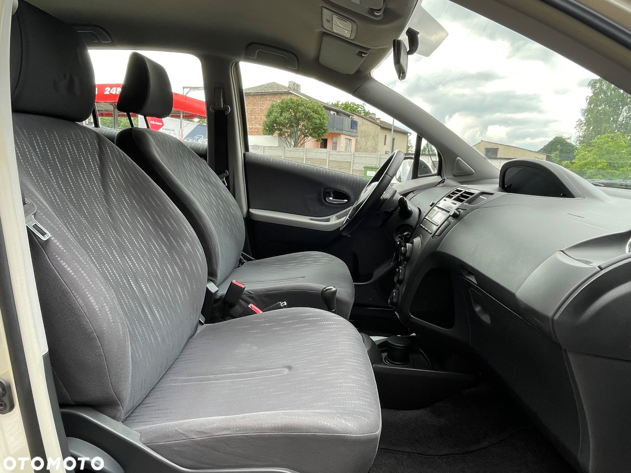 Toyota Yaris 1.33 VVT-i Multi Mode Life - 14