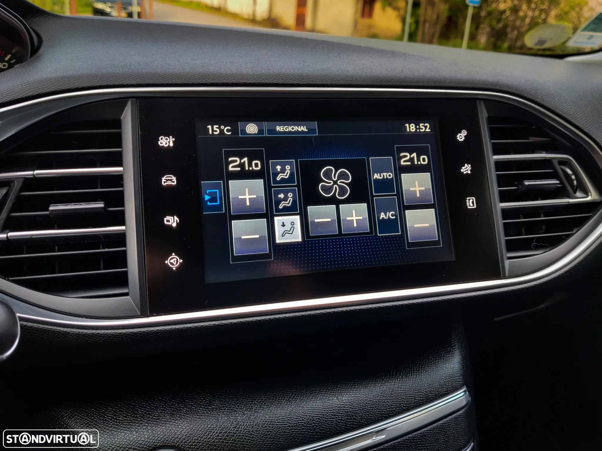 Peugeot 308 SW 1.6 BlueHDi Allure J17 EAT6 - 25
