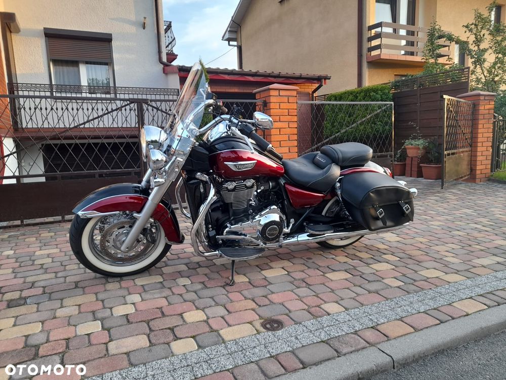 Triumph Thunderbird - 8