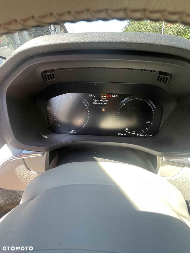 Volvo XC 60 D5 AWD Momentum - 7