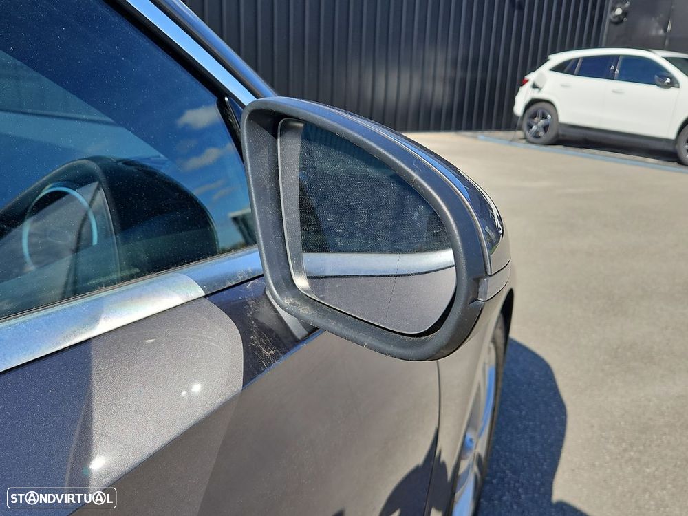 Mercedes-Benz A 180 Limousine d 8G-DCT Progressive - 16