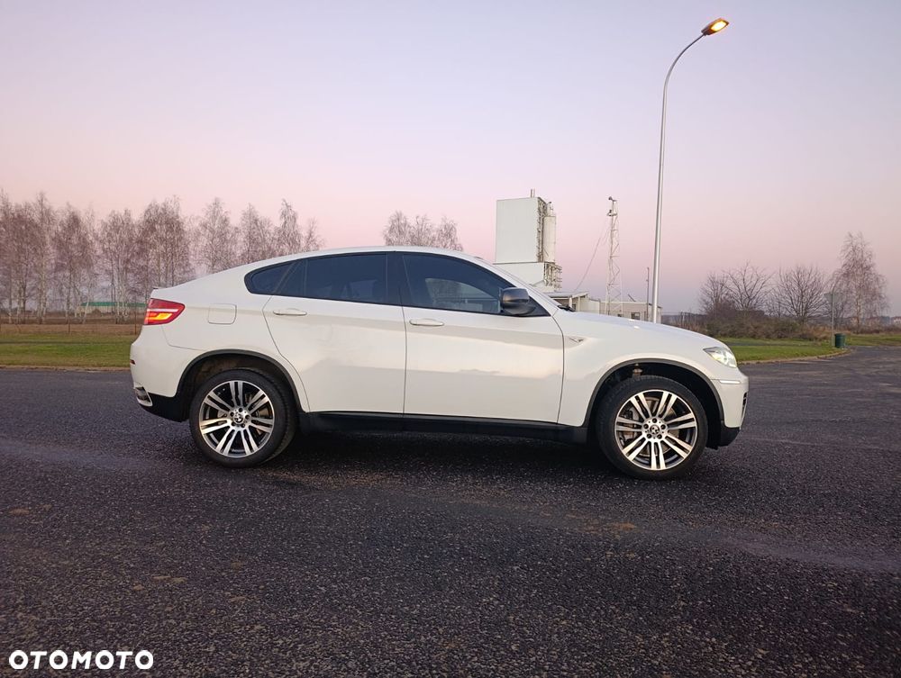 BMW X6M - 11