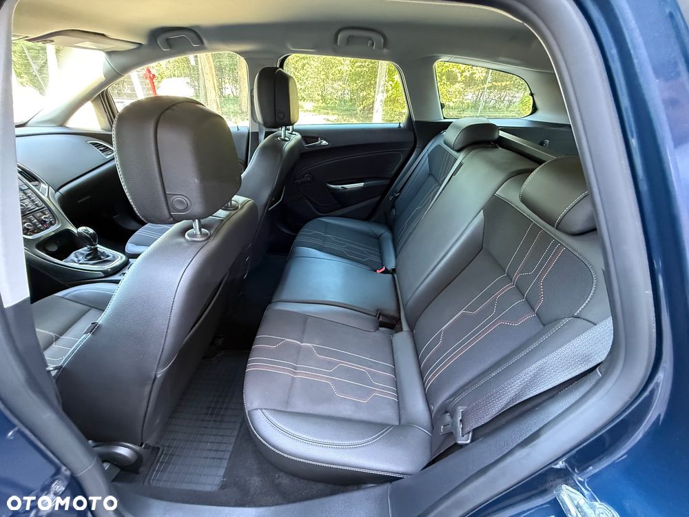 Opel Astra 1.6 Turbo Innovation - 7