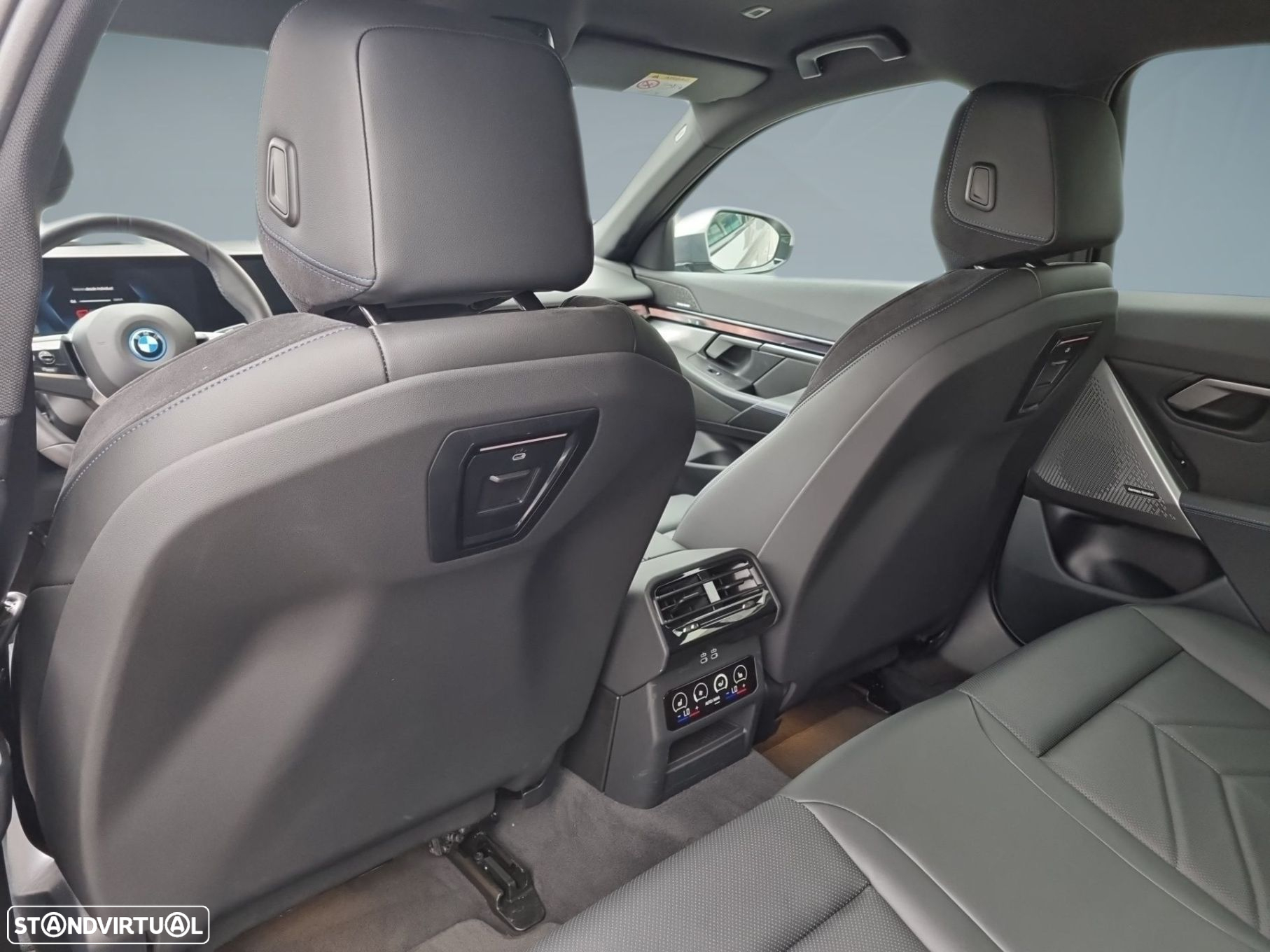 BMW i5 eDrive40 Pack Desportivo M - 39